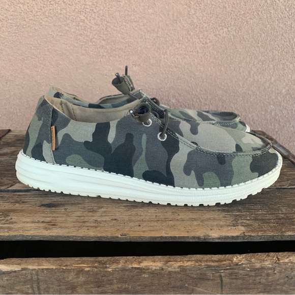 Hey Dude Shoes - Hey Dude Wendy Camo Shoes